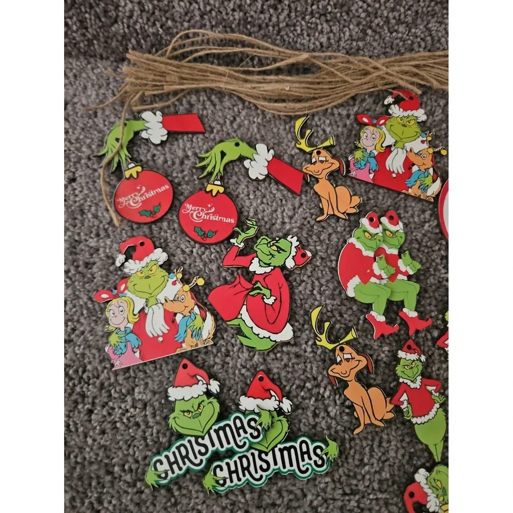 Set If 24 Grinch Wooden Christmas Tree Ornaments